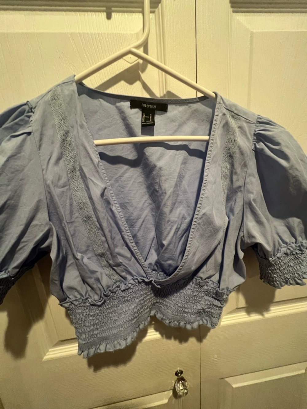 Forever 21 Powder Blue V-Neck Puff Sleeve Cropped Blouse